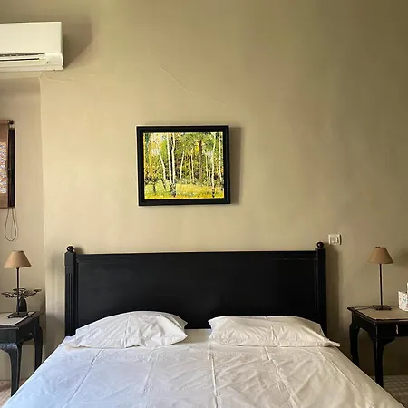 Bed & Breakfast Des Muses La Roque-d'Antheron